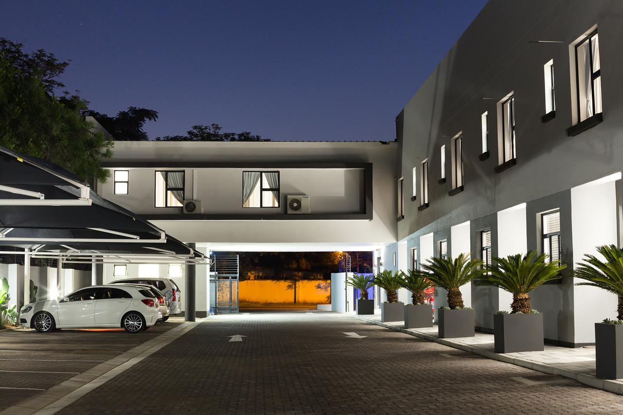 City Mews On Independence Apartment Gaborone Exterior photo